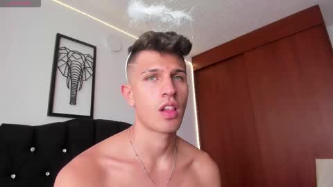 Kevin Ahs online show from October 31, 7:48 pm