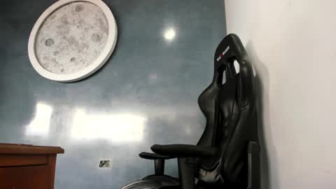 Kevin online show from October 9, 4:49 pm