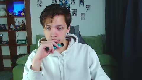 Kevin online show from September 24, 3:43 am