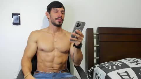 Snapshot of kevin_malone22 chatting on March 1, 1:51 am kevin_malone22 online show from March 1, 1:51 am
