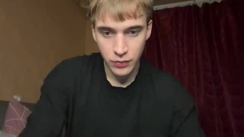 Snapshot of kevin_martin8 chatting on October 21, 7:25 pm Kevin Martin online show from October 21, 7:25 pm