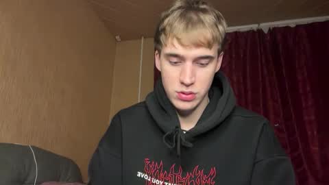 Snapshot of kevin_martin8 chatting on October 27, 8:57 pm Kevin Martin online show from October 27, 8:57 pm