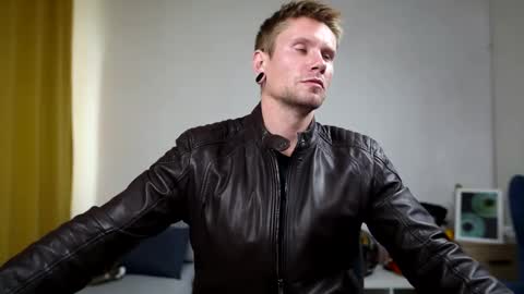 Kev online show from September 22, 12:51 pm