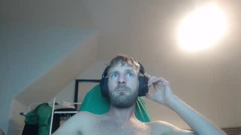 kevinckristensen online show from March 8, 2:04 am