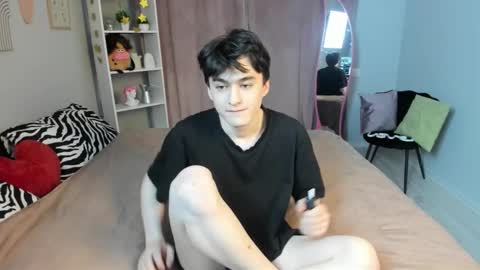 Snapshot of kevinhunter_ chatting on November 16, 4:34 pm kevinhunter_ online show from November 16, 4:34 pm