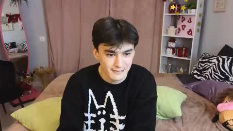 Snapshot of kevinhunter_ chatting on December 13, 7:53 pm kevinhunter_ online show from December 13, 7:53 pm