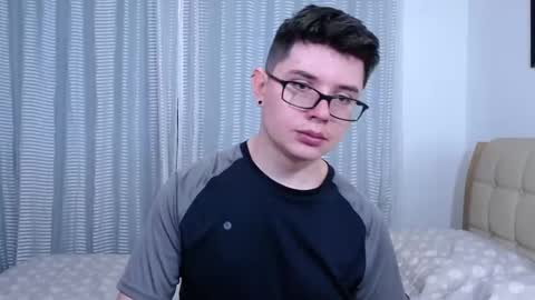 Kevin online show from November 24, 6:18 pm