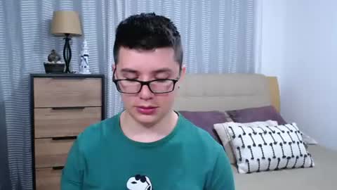 Kevin online show from July 4, 12:06 am
