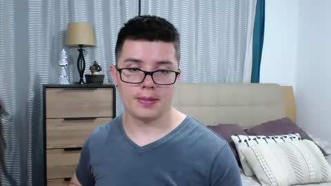 Kevin online show from August 1, 12:54 am
