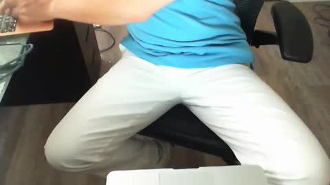 Snapshot of kevinkunze chatting on January 26, 4:41 pm KevinKunze online show from January 26, 4:41 pm