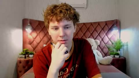 Kevin online show from March 25, 7:36 am