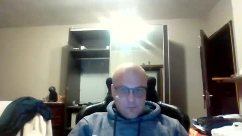kevintje031987 online show from November 3, 4:36 am