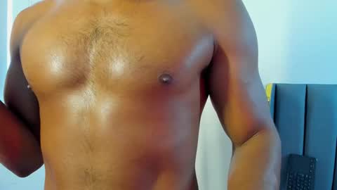 Snapshot of kevinxblack chatting on November 28, 12:52 pm sebastian online show from November 28, 12:52 pm