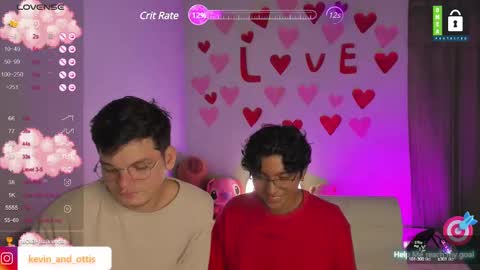 Snapshot of kevinxlvx chatting on February 15, 12:15 am kevin and ottis online show from February 15, 12:15 am