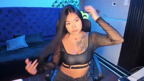 keyla_cutte online show from February 18, 3:35 am