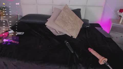 keyla_lage online show from June 11, 12:32 am