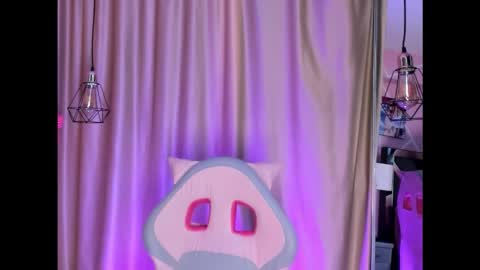 Keyla noa online show from January 10, 7:15 pm