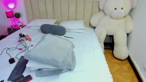Keyla Gomez online show from July 8, 12:53 pm