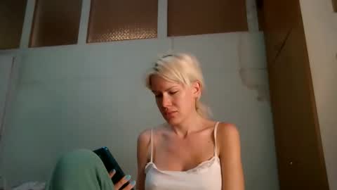 Keyla online show from April 2, 7:11 pm