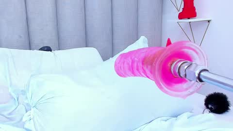 Snapshot of keyllaa_ chatting on December 12, 12:27 am Keylla online show from December 12, 12:27 am