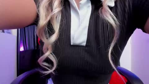 Keyth  online show from February 12, 9:10 pm