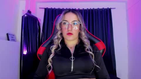 Keyth  online show from February 19, 6:15 pm