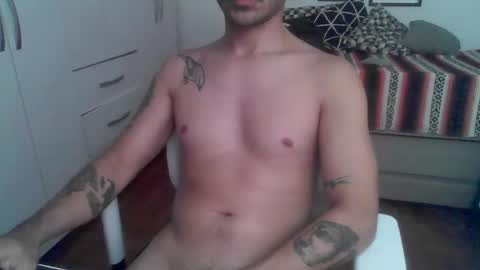 Snapshot of kfuc chatting on January 17, 2:38 am kfuc online show from January 17, 2:38 am