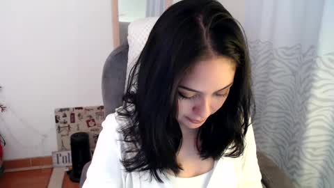 Liss online show from December 28, 2:01 am
