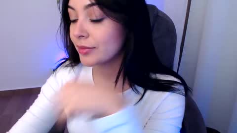 Liss online show from November 6, 1:28 am