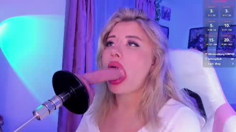 Abby online show from July 22, 4:04 am