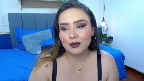 K H A I L A online show from June 11, 7:01 pm