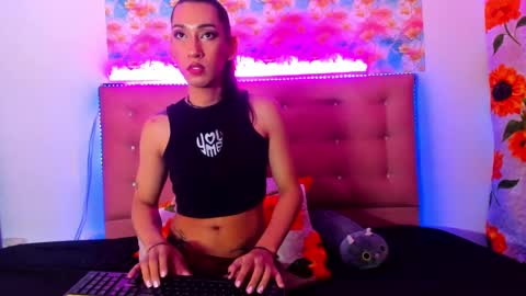 Snapshot of khandyz chatting on March 6, 7:32 pm Khandyz online show from March 6, 7:32 pm