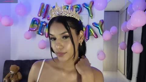 Snapshot of kharelys_777 chatting on December 30, 4:31 am Karelys M. online show from December 30, 4:31 am