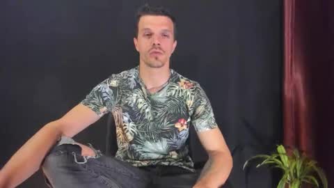 DonyBrown online show from March 25, 4:07 am