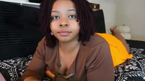 Khaya online show from October 27, 4:55 pm