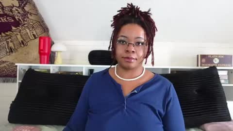 Snapshot of khayaparker chatting on February 28, 5:14 pm Khaya online show from February 28, 5:14 pm