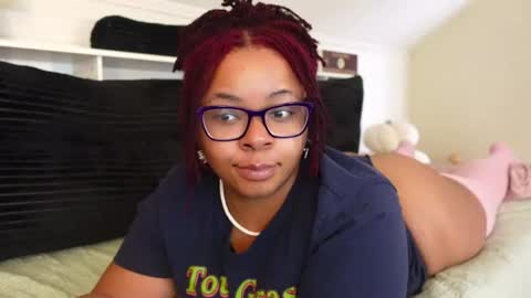 Snapshot of khayaparker chatting on March 5, 3:41 pm Khaya online show from March 5, 3:41 pm