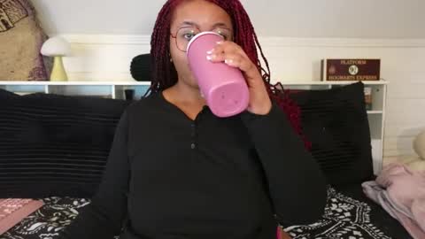 Snapshot of khayaparker chatting on March 20, 4:45 pm Khaya online show from March 20, 4:45 pm