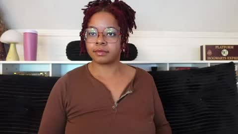 Snapshot of khayaparker chatting on March 24, 5:07 pm Khaya online show from March 24, 5:07 pm