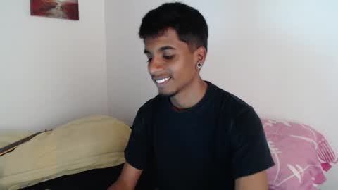 khevinlopezonig online show from December 29, 10:25 pm