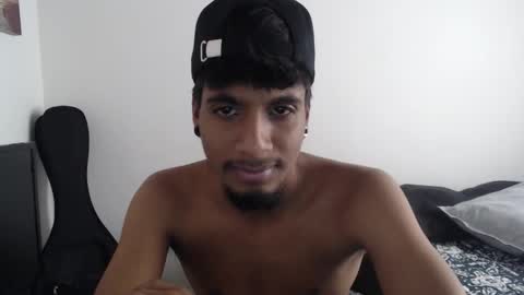 khevinlopezonig online show from October 8, 4:59 pm