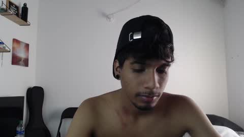 khevinlopezonig online show from October 25, 6:57 pm