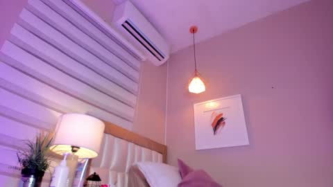 Snapshot of khloe_sweeet chatting on October 7, 11:40 am khloe_sweeet online show from October 7, 11:40 am