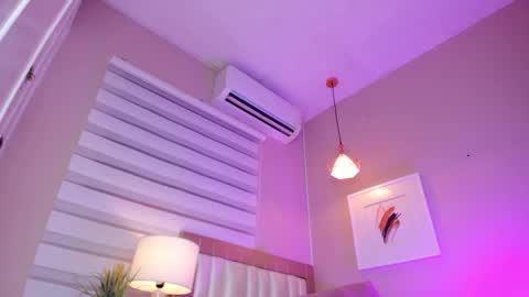 Snapshot of khloe_sweeet chatting on October 20, 11:32 am khloe_sweeet online show from October 20, 11:32 am