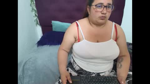 khloe_tommson_ online show from September 25, 12:31 pm