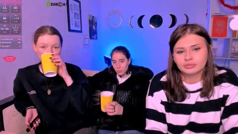 khloebeauty online show from January 31, 8:18 pm