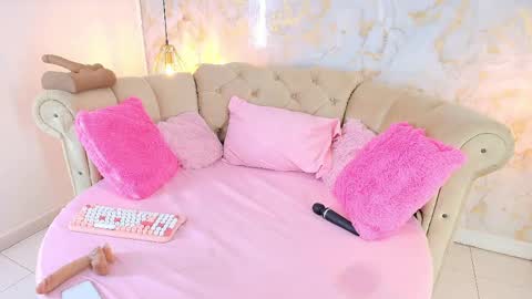 Khloe online show from June 5, 5:47 am