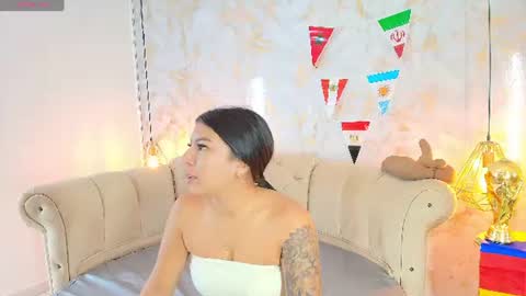 Khloe online show from June 19, 5:23 am