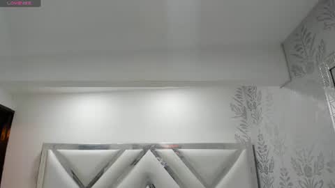 Khloe online show from July 18, 3:54 am