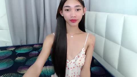 khloe online show from February 28, 12:06 pm